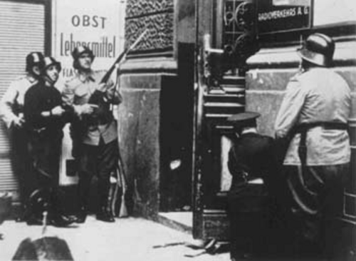 NS-Juliputsch 1934: vor dem Ravag-Gebäude