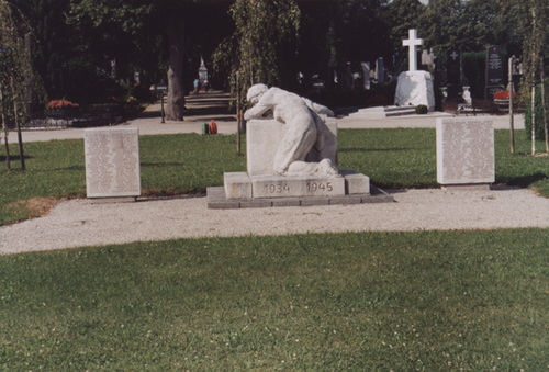 St. Pölten - Mahnmal Hauptfriedhof