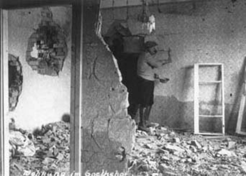 Februar 1934: Zerstörte Wohnung im Goethe-Hof