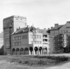 Fassade des Gemeindebaus am FAC-Platz