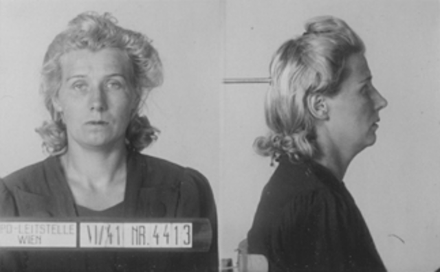 Franziska Holzer Franziska Holzer