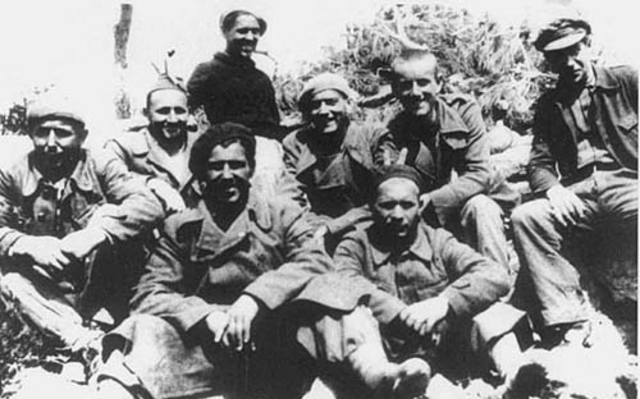 Angehörige des 12.-Februar-Bataillons