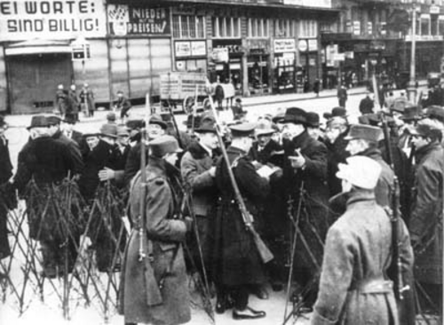 Februar 1934, Straßenkontrolle