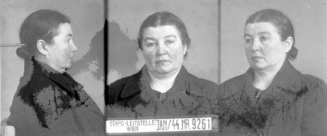 Anna Schmidgunst Anna Schmidgunst